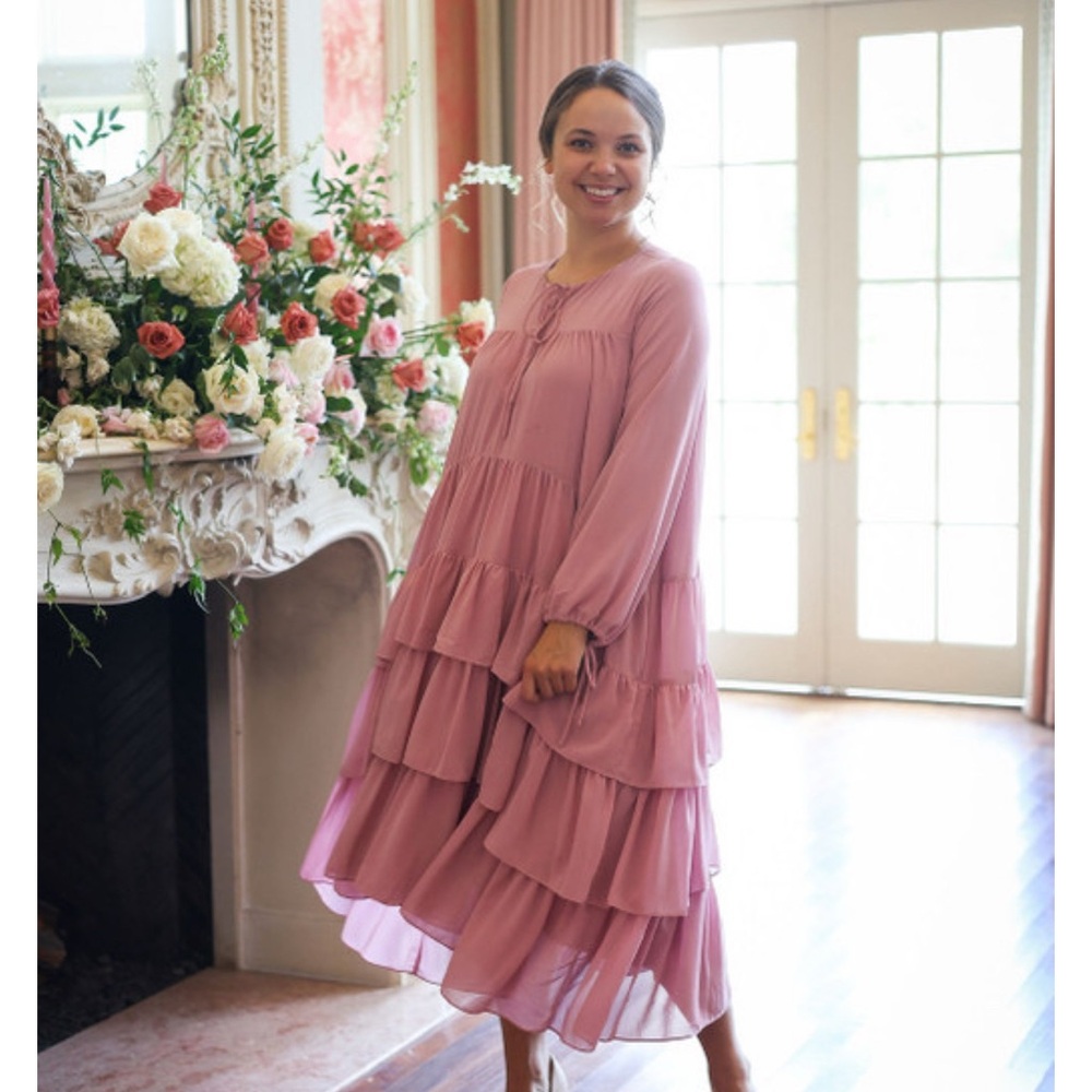 Danity jewels. Tiered Maxi Dress in Dusty Pink